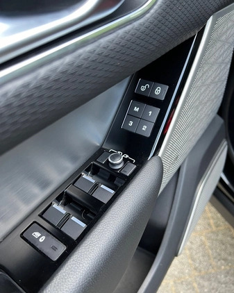 Land Rover Range Rover Velar cena 209000 przebieg: 84000, rok produkcji 2018 z Ostrzeszów małe 497